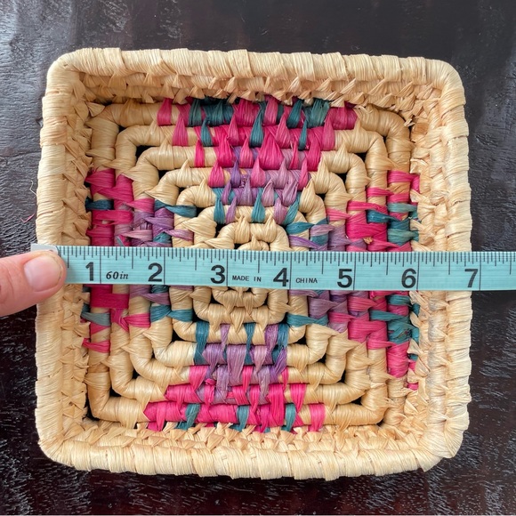 Small Colorful Square Basket - Picture 7 of 10